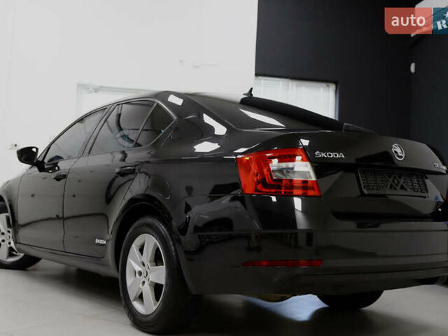 Черный Шкода Октавия, объемом двигателя 1.97 л и пробегом 163 тыс. км за 15900 $, фото 29 на Automoto.ua