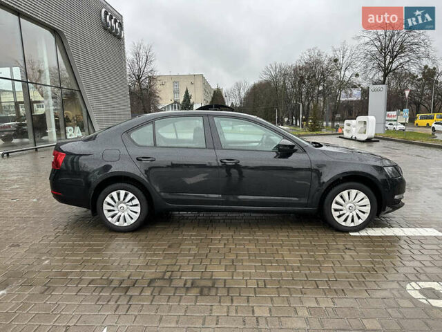 Черный Шкода Октавия, объемом двигателя 1.4 л и пробегом 119 тыс. км за 11500 $, фото 10 на Automoto.ua