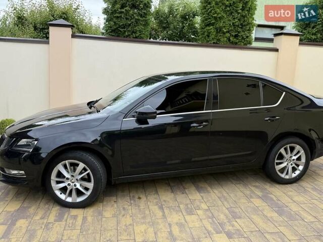 Шкода Октавия 2018 в Львове на Automoto.ua Черный Шкода Октавия, объемом двигателя 1.97 л и пробегом 200 тыс. км за 17900 $, фото 1 на Automoto.ua