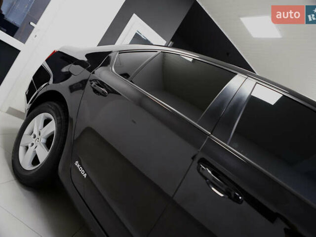 Черный Шкода Октавия, объемом двигателя 1.97 л и пробегом 163 тыс. км за 15900 $, фото 25 на Automoto.ua