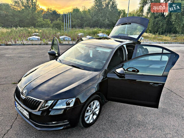 Черный Шкода Октавия, объемом двигателя 2.01 л и пробегом 165 тыс. км за 18550 $, фото 30 на Automoto.ua