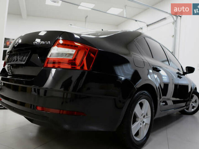 Черный Шкода Октавия, объемом двигателя 1.97 л и пробегом 163 тыс. км за 15900 $, фото 36 на Automoto.ua