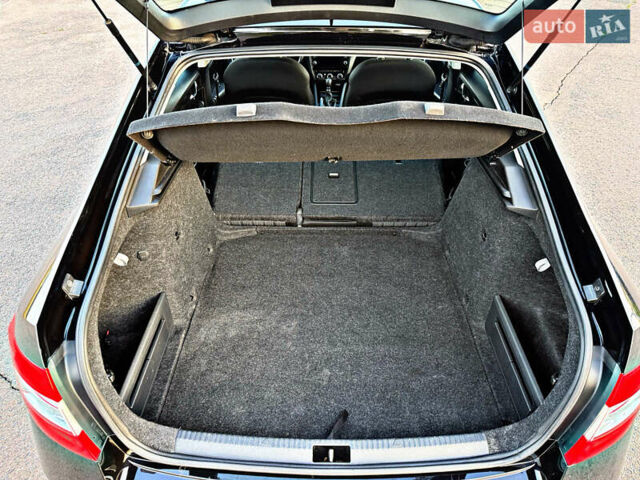 Чорний Шкода Октавія, об'ємом двигуна 2.01 л та пробігом 165 тис. км за 18550 $, фото 61 на Automoto.ua
