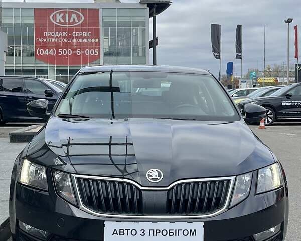 Чорний Шкода Октавія, об'ємом двигуна 1.4 л та пробігом 134 тис. км за 11878 $, фото 2 на Automoto.ua