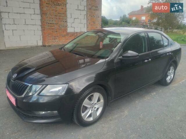 Чорний Шкода Октавія, об'ємом двигуна 1.6 л та пробігом 210 тис. км за 11900 $, фото 4 на Automoto.ua