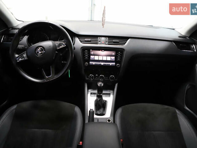 Черный Шкода Октавия, объемом двигателя 1.97 л и пробегом 163 тыс. км за 15900 $, фото 85 на Automoto.ua