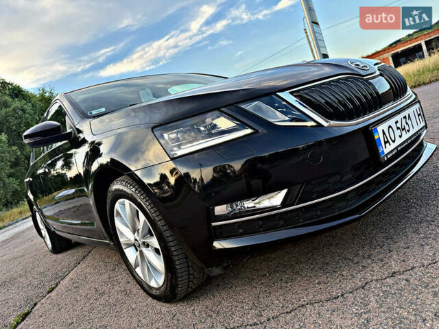 Чорний Шкода Октавія, об'ємом двигуна 2.01 л та пробігом 165 тис. км за 18550 $, фото 4 на Automoto.ua