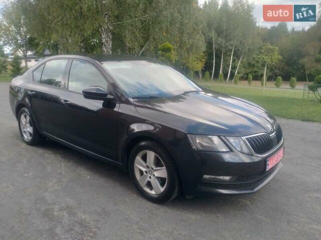 Шкода Октавия 2018 в Хмельницком на Automoto.ua Черный Шкода Октавия, объемом двигателя 1.6 л и пробегом 210 тыс. км за 12999 $, фото 7 на Automoto.ua