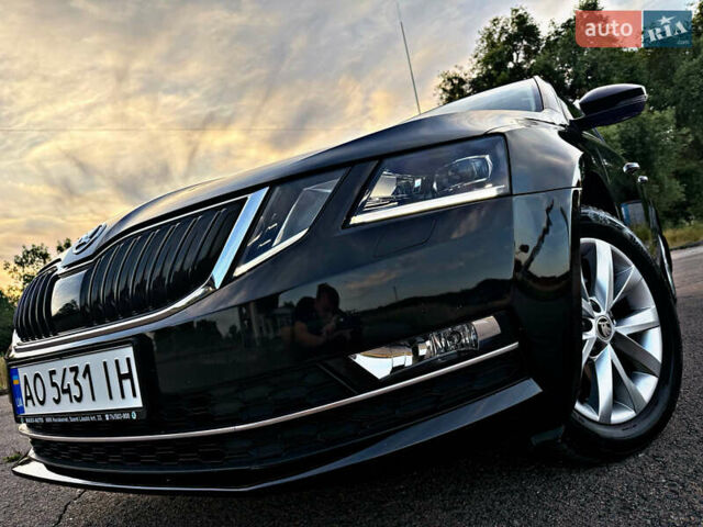 Чорний Шкода Октавія, об'ємом двигуна 2.01 л та пробігом 165 тис. км за 18550 $, фото 19 на Automoto.ua