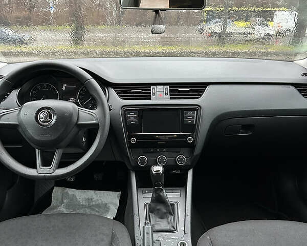 Черный Шкода Октавия, объемом двигателя 1.4 л и пробегом 119 тыс. км за 11500 $, фото 20 на Automoto.ua