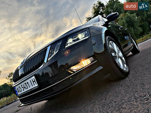 Чорний Шкода Октавія, об'ємом двигуна 2.01 л та пробігом 165 тис. км за 18550 $, фото 22 на Automoto.ua