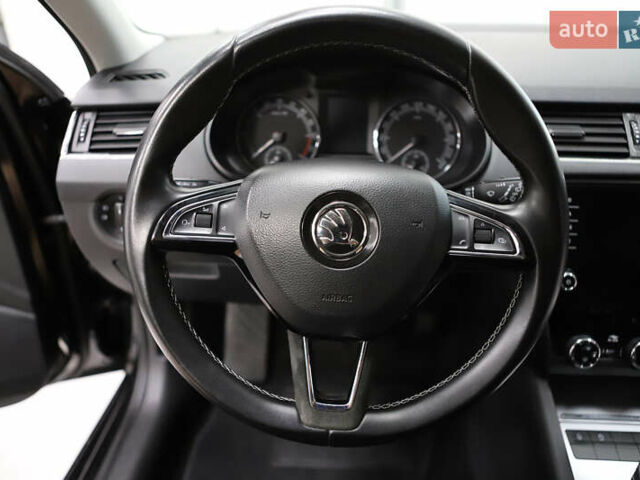 Черный Шкода Октавия, объемом двигателя 1.97 л и пробегом 163 тыс. км за 15900 $, фото 48 на Automoto.ua