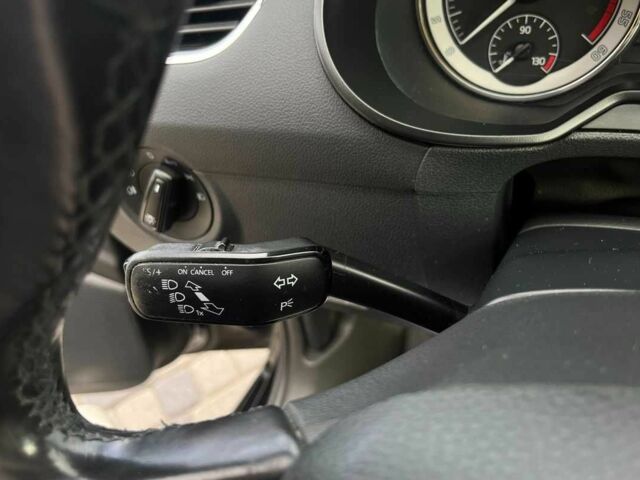 Черный Шкода Октавия, объемом двигателя 2 л и пробегом 291 тыс. км за 14900 $, фото 22 на Automoto.ua