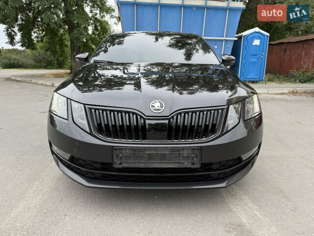 Черный Шкода Октавия, объемом двигателя 1.8 л и пробегом 114 тыс. км за 16300 $, фото 11 на Automoto.ua