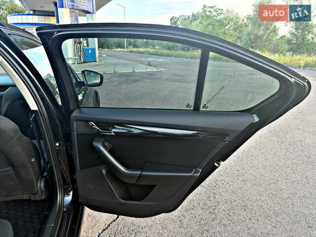 Чорний Шкода Октавія, об'ємом двигуна 2.01 л та пробігом 165 тис. км за 18550 $, фото 51 на Automoto.ua