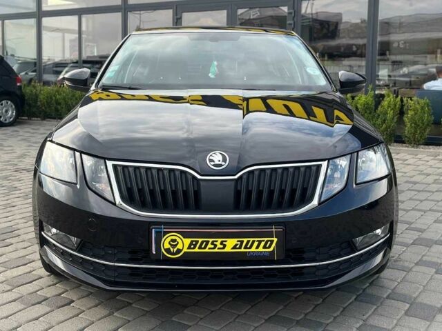 Черный Шкода Октавия, объемом двигателя 2 л и пробегом 291 тыс. км за 14900 $, фото 1 на Automoto.ua
