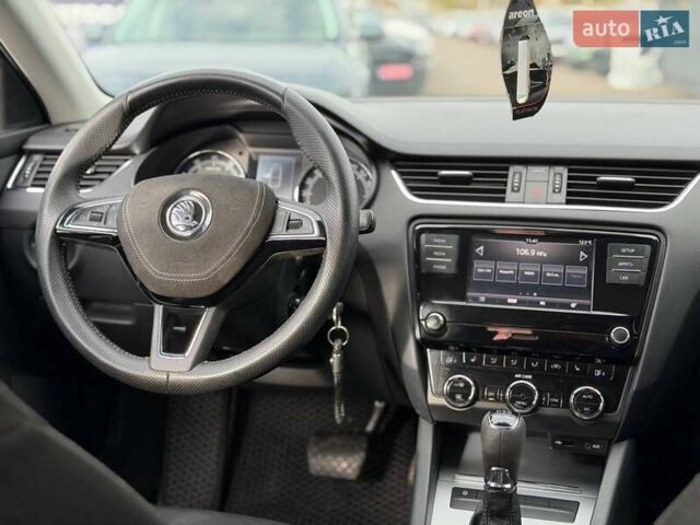 Чорний Шкода Октавія, об'ємом двигуна 1.8 л та пробігом 165 тис. км за 16500 $, фото 49 на Automoto.ua