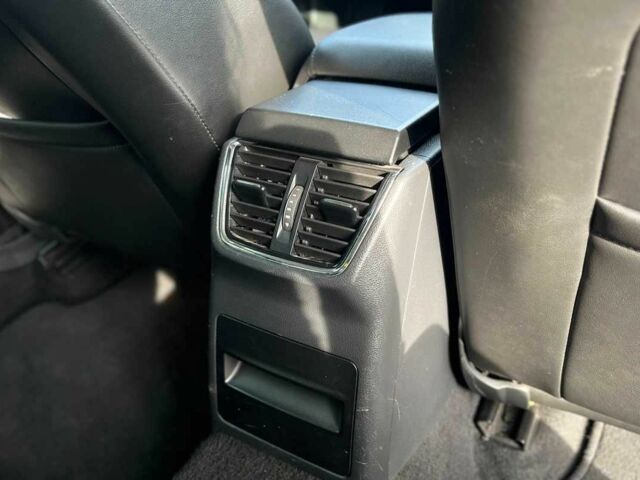 Черный Шкода Октавия, объемом двигателя 2 л и пробегом 291 тыс. км за 14900 $, фото 12 на Automoto.ua