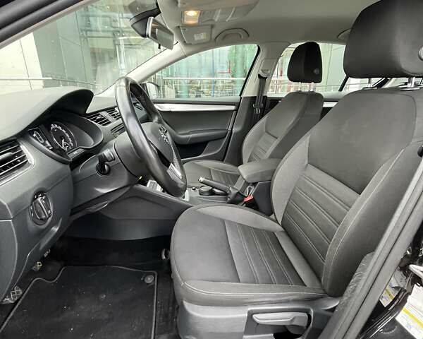 Чорний Шкода Октавія, об'ємом двигуна 1.4 л та пробігом 134 тис. км за 11878 $, фото 18 на Automoto.ua