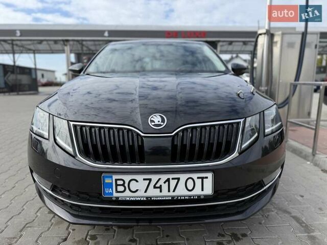 Шкода Октавия 2018 в Львове на Automoto.ua Черный Шкода Октавия, объемом двигателя 1.6 л и пробегом 247 тыс. км за 15900 $, фото 7 на Automoto.ua