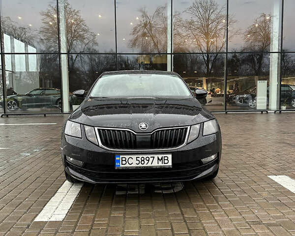 Черный Шкода Октавия, объемом двигателя 1.4 л и пробегом 119 тыс. км за 11500 $, фото 13 на Automoto.ua