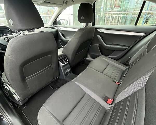 Чорний Шкода Октавія, об'ємом двигуна 1.4 л та пробігом 134 тис. км за 11878 $, фото 14 на Automoto.ua