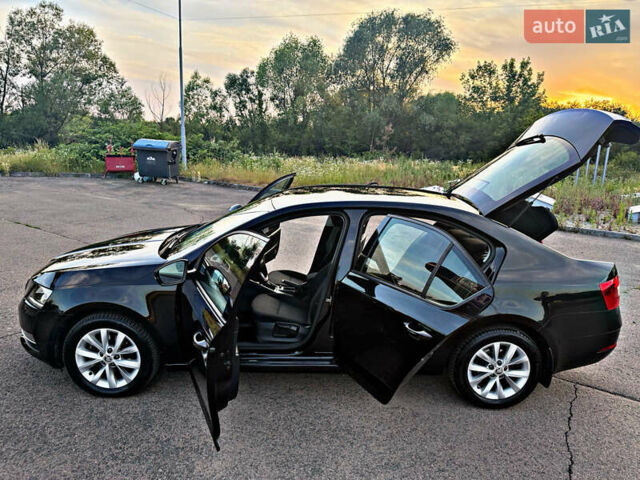 Чорний Шкода Октавія, об'ємом двигуна 2.01 л та пробігом 165 тис. км за 18550 $, фото 31 на Automoto.ua