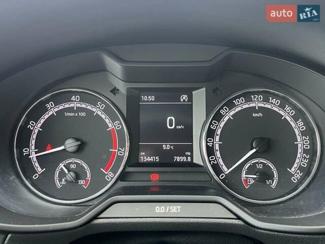 Чорний Шкода Октавія, об'ємом двигуна 1.4 л та пробігом 134 тис. км за 11878 $, фото 21 на Automoto.ua