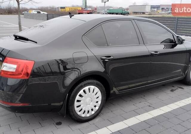 Чорний Шкода Октавія, об'ємом двигуна 1.6 л та пробігом 178 тис. км за 14300 $, фото 2 на Automoto.ua