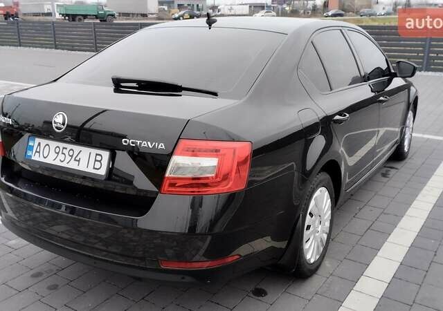 Чорний Шкода Октавія, об'ємом двигуна 1.6 л та пробігом 178 тис. км за 14300 $, фото 5 на Automoto.ua