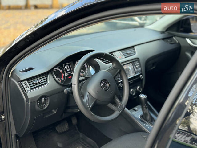 Черный Шкода Октавия, объемом двигателя 1.6 л и пробегом 99 тыс. км за 15700 $, фото 16 на Automoto.ua