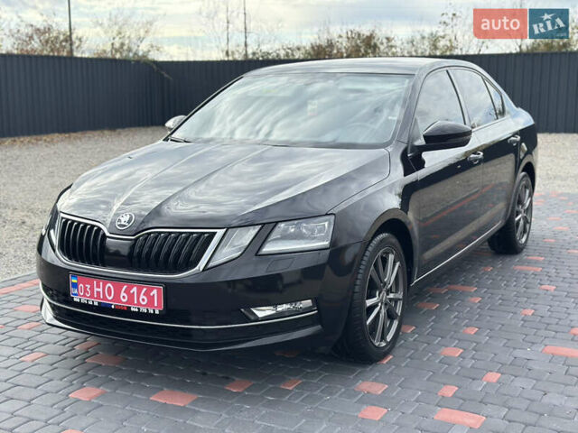Шкода Октавия 2019 в Береговом на Automoto.ua Черный Шкода Октавия, объемом двигателя 1.97 л и пробегом 244 тыс. км за 15500 $, фото 5 на Automoto.ua