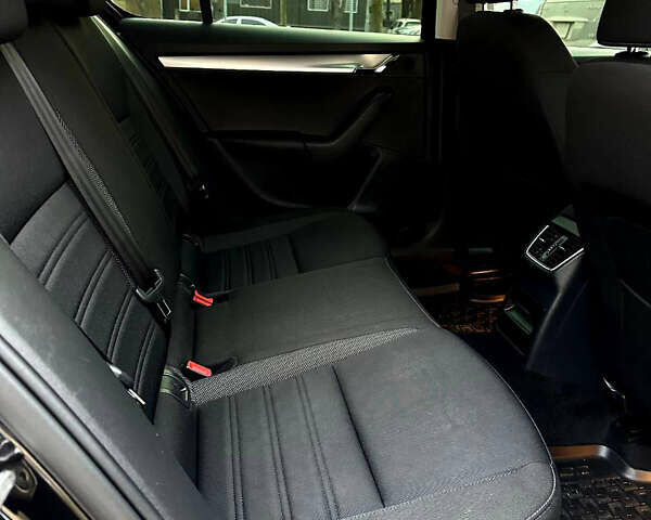 Черный Шкода Октавия, объемом двигателя 1.4 л и пробегом 140 тыс. км за 15500 $, фото 9 на Automoto.ua