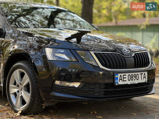 Черный Шкода Октавия, объемом двигателя 1.6 л и пробегом 99 тыс. км за 15700 $, фото 12 на Automoto.ua
