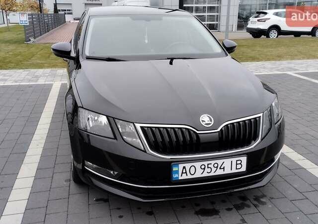 Чорний Шкода Октавія, об'ємом двигуна 1.6 л та пробігом 178 тис. км за 14300 $, фото 7 на Automoto.ua