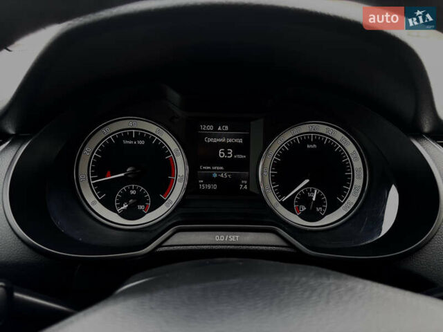 Черный Шкода Октавия, объемом двигателя 1.4 л и пробегом 152 тыс. км за 12400 $, фото 7 на Automoto.ua