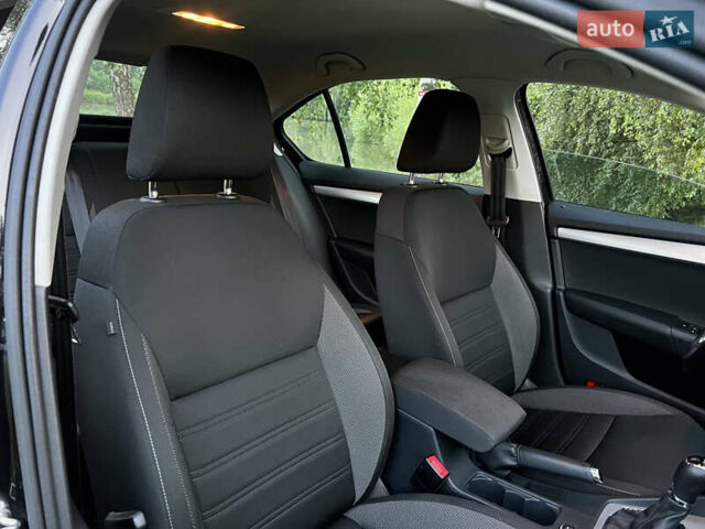 Черный Шкода Октавия, объемом двигателя 1.4 л и пробегом 86 тыс. км за 18800 $, фото 14 на Automoto.ua