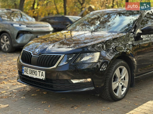 Черный Шкода Октавия, объемом двигателя 1.6 л и пробегом 99 тыс. км за 15700 $, фото 14 на Automoto.ua