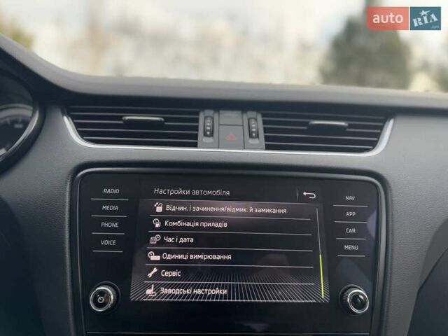 Черный Шкода Октавия, объемом двигателя 2 л и пробегом 124 тыс. км за 18900 $, фото 62 на Automoto.ua