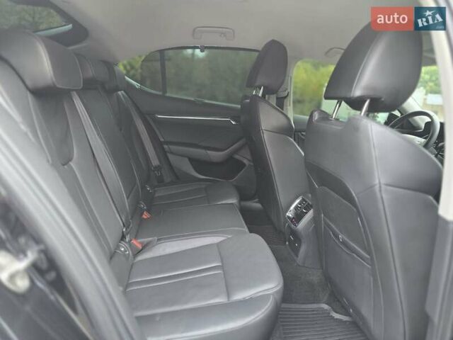 Шкода Октавия 2020 в Ужгороде на Automoto.ua Черный Шкода Октавия, объемом двигателя 0 л и пробегом 139 тыс. км за 25999 $, фото 27 на Automoto.ua