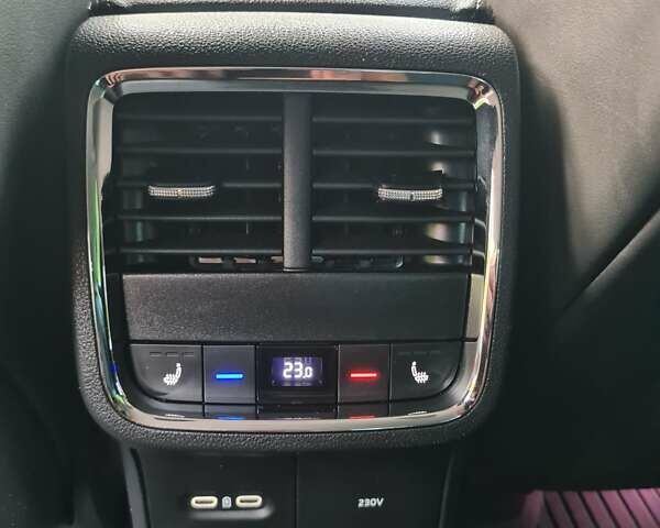 Шкода Октавия 2020 в Ужгороде на Automoto.ua Черный Шкода Октавия, объемом двигателя 0 л и пробегом 139 тыс. км за 25999 $, фото 4 на Automoto.ua