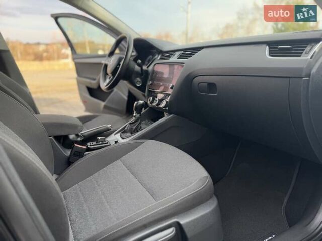 Черный Шкода Октавия, объемом двигателя 2 л и пробегом 124 тыс. км за 18900 $, фото 41 на Automoto.ua