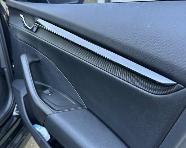 Чорний Шкода Октавія, об'ємом двигуна 1.5 л та пробігом 126 тис. км за 16800 $, фото 28 на Automoto.ua