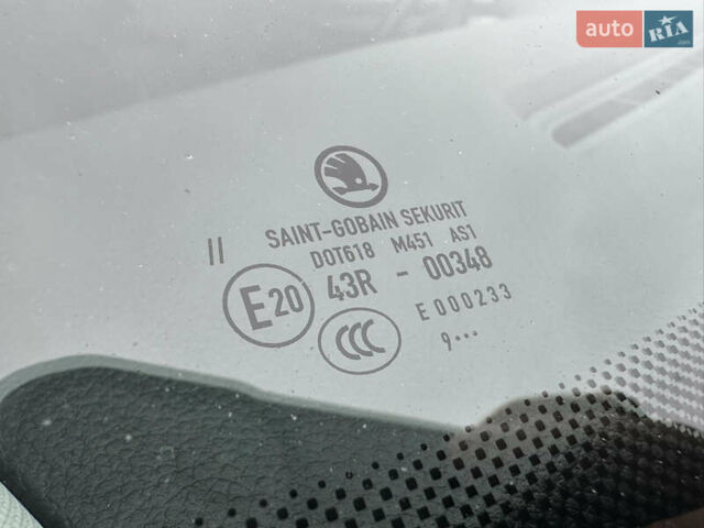 Черный Шкода Октавия, объемом двигателя 1.4 л и пробегом 87 тыс. км за 16700 $, фото 23 на Automoto.ua