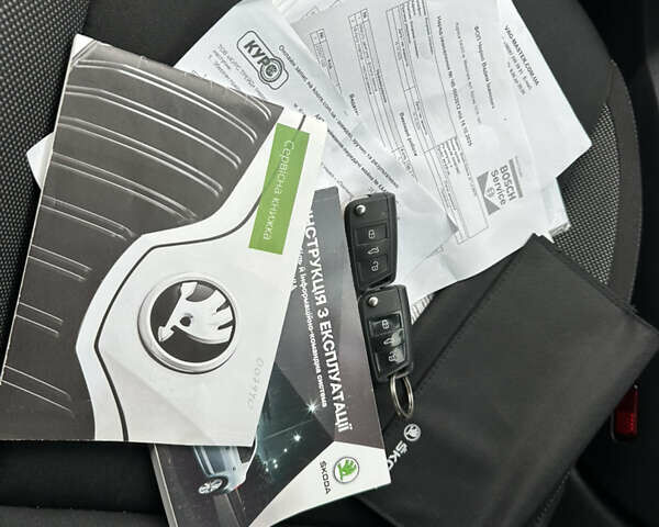 Черный Шкода Октавия, объемом двигателя 1.4 л и пробегом 87 тыс. км за 16700 $, фото 45 на Automoto.ua