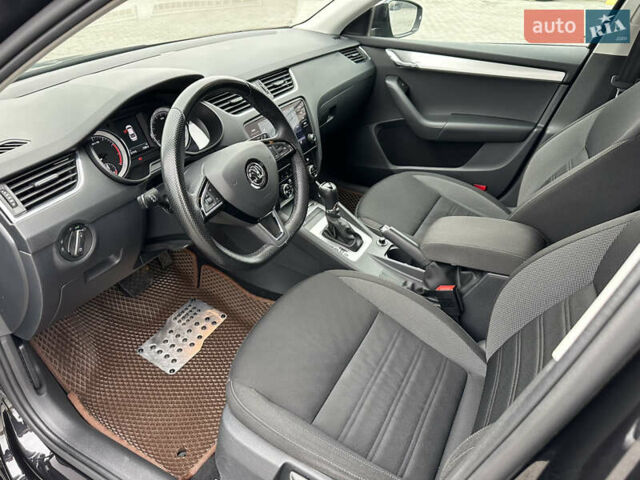 Черный Шкода Октавия, объемом двигателя 1.4 л и пробегом 87 тыс. км за 16700 $, фото 26 на Automoto.ua