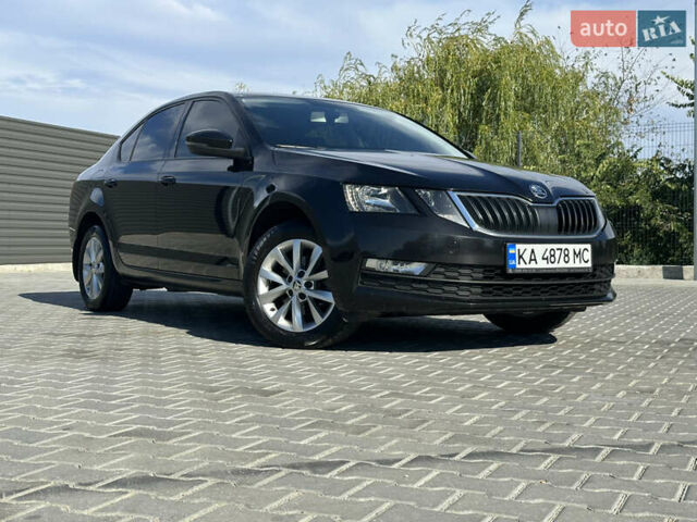 Чорний Шкода Октавія, об'ємом двигуна 1.4 л та пробігом 81 тис. км за 16999 $, фото 11 на Automoto.ua