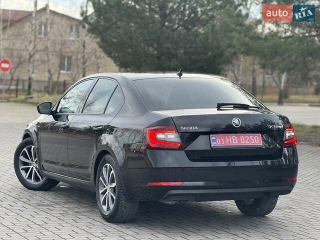 Черный Шкода Октавия, объемом двигателя 2 л и пробегом 124 тыс. км за 18900 $, фото 17 на Automoto.ua