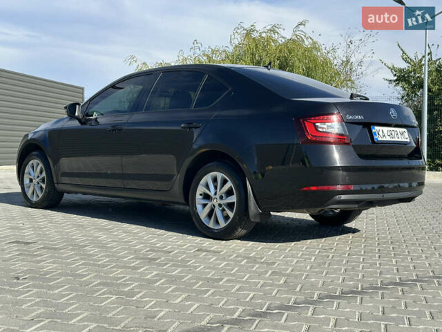 Чорний Шкода Октавія, об'ємом двигуна 1.4 л та пробігом 81 тис. км за 16999 $, фото 17 на Automoto.ua