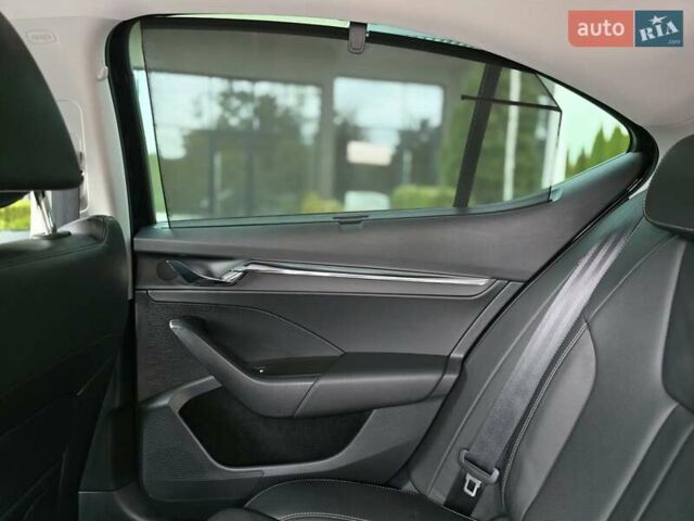 Шкода Октавия 2020 в Ужгороде на Automoto.ua Черный Шкода Октавия, объемом двигателя 0 л и пробегом 139 тыс. км за 25999 $, фото 32 на Automoto.ua